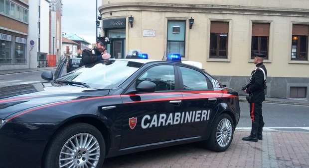 Rapinatore aggredì un uomo e due carabinieri durante il colpo e la fuga: condannato