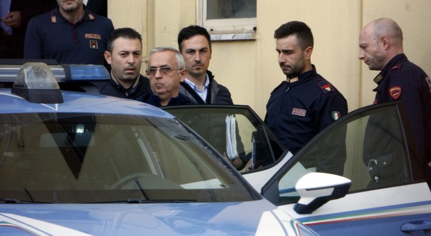 Pedofilia in Campania, prete accusato si confessa: «Confermo gli abusi, sono pentito»