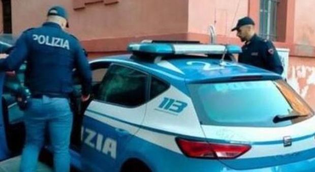 Studentessa italiana 21enne trovata morta negli alloggi universitari a Perugia. «Nessun segno di violenza»