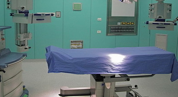 La cura per l'impotenza causa dolori atroci per 24 ore a un quarantenne: assolti due medici