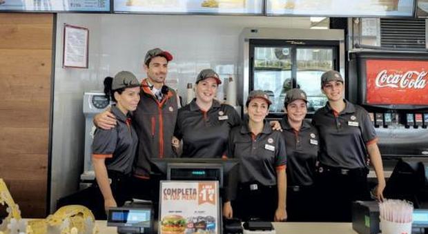 Lo staff del primo Burger King di Rovigo