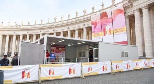presidio sanitario mobile allestito a San Pietro