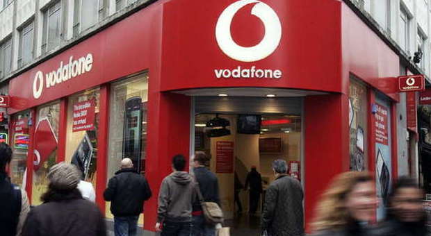 Vodafone: «Rete di sorveglianza segreta per spiare le conversazioni»