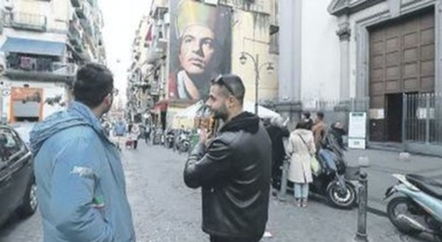 «Mafia tour? No, grazie», i turisti amano food e arte a Napoli