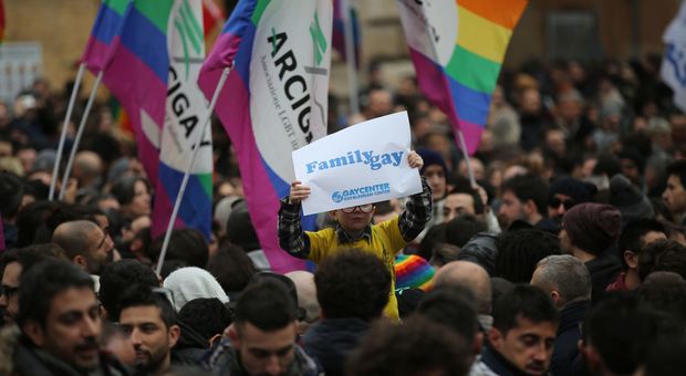 Roma, furto nella sede del Gay center: rubati fondi e donazioni