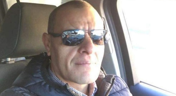 Imprenditore morto suicida: Giovanni, 54 anni, si toglie la vita nella sua falegnameria sotto sequestro