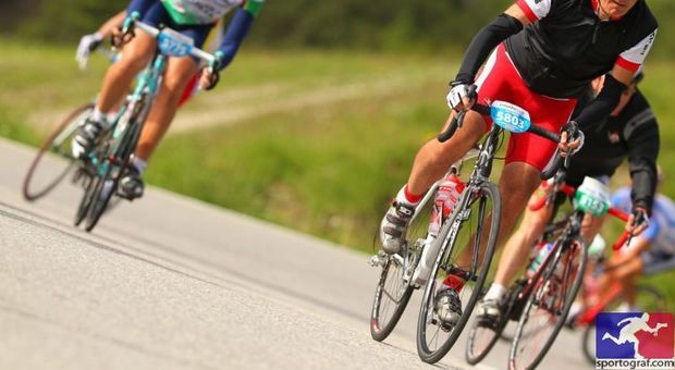 Lucca, arresti per doping in team dilettanti ciclismo