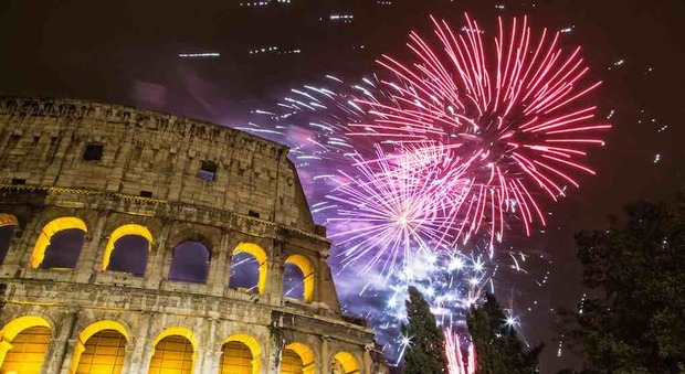 Roma, il Capodanno si farà: concertone in centro e feste in periferia