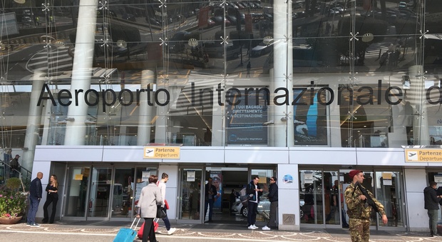 Londra-Napoli, malore a bordo dopo gli attentati: atterraggio a Parigi