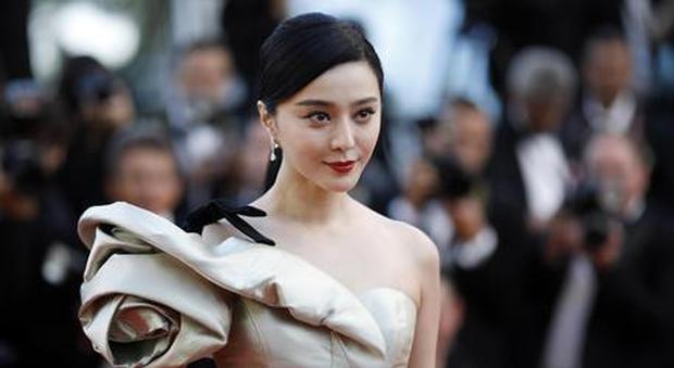 Cina, l'attrice Fan Bingbing sparita da giugno: giallo sulla famosa star del cinema