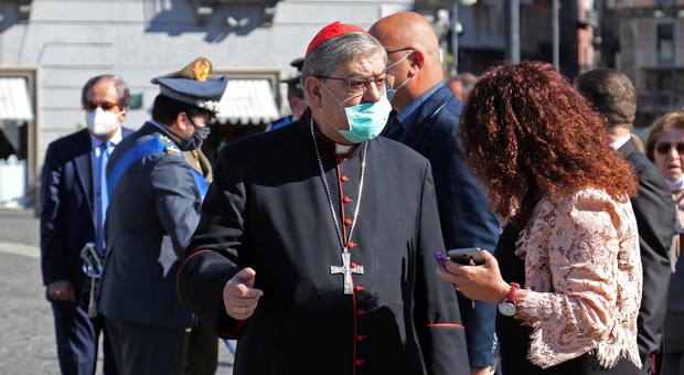 Vacanze a Napoli, la lettera del cardinale Sepe: «Rinasceremo a nuova vita»