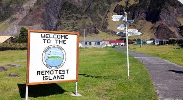 Rotta su Tristan da Cunha, l'isola dell'Atlantico più remota del mondo