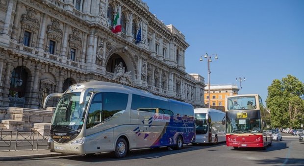 Roma, stangata extra per i bus turistici