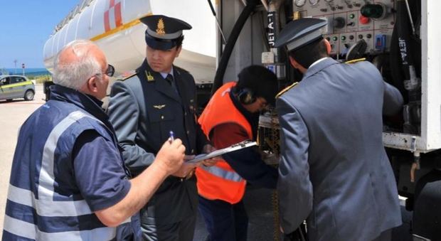 Contrabbando di gasolio, 19 arresti tra Italia e Polonia