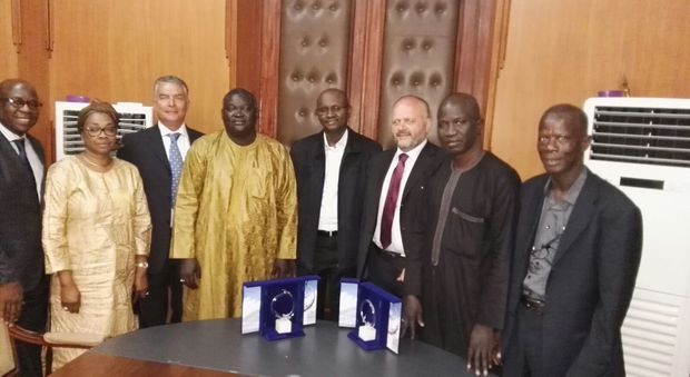 L'incontro del sindaco Giovanni Gaspari con la municipalità di Parcelles Assainies a Dakar