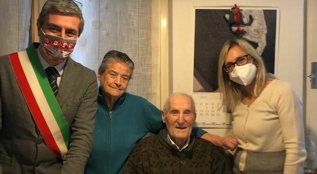 Bepi Antonini, 100 anni con il sindaco Carli