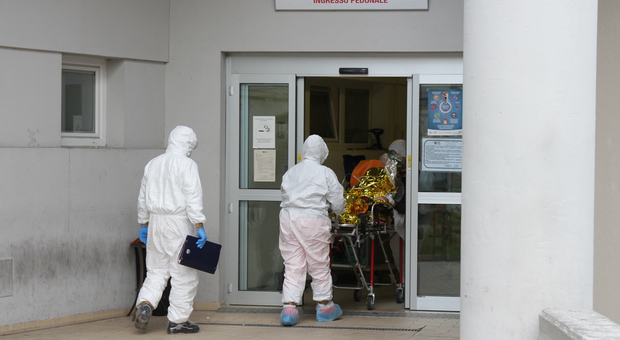 Fermo, malati cronici e anziani evitano l'ospedale Murri: «Troppe infezioni»