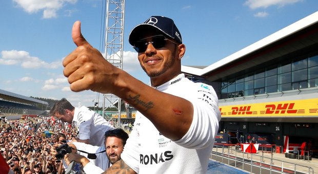 Formula 1, Hamilton: «Ok le scuse di Raikkonen. Impariamo dalle stupidaggini»
