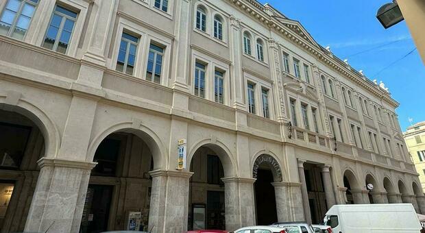 Scuole a Macerata, ecco il rebus spazi: «Più aule per il Galilei a Palazzo degli studi»