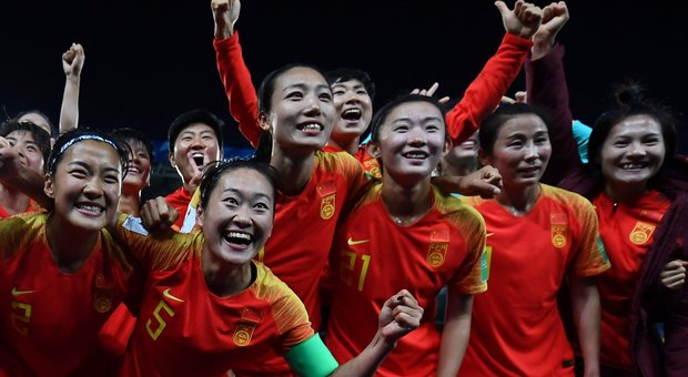 Calcio, prima vittoria della Cina in Francia: 1-0 contro il Sudafrica