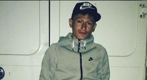 «Mi hanno insegnato il rispetto», Alessio il Sinto e i selfie su Instagram dopo aver violentato le due 14enni