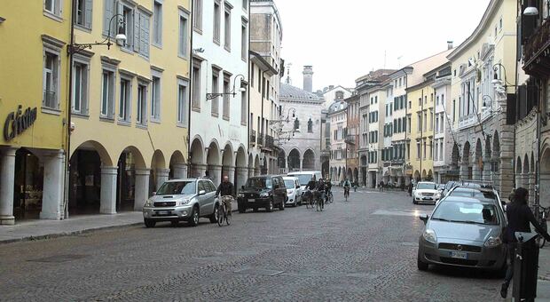 Via Mercato Vecchio a Udine