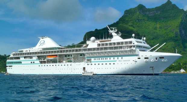 Una nave della Paul Gauguin Cruises