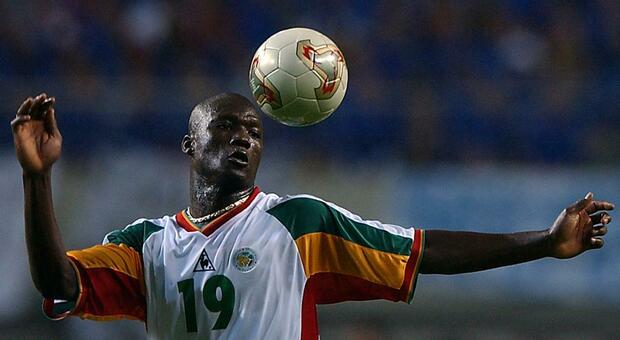 Senegal, morto Papa Bouba Diop: nel 2002 batté la Francia ai Mondiali