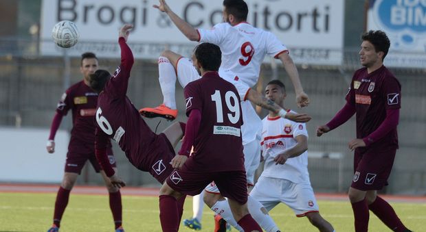 Un'azione durante Pontedera-Ancona terminata 0-0