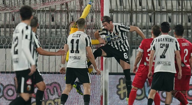 Ascoli, l'esame di Parma per confermare la zona playoff: il via alle ore 18