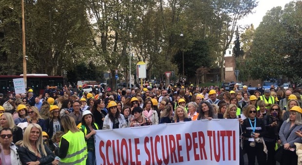 Sicurezza scuole, presidi in protesta al Da Vinci contro il decreto del Miur