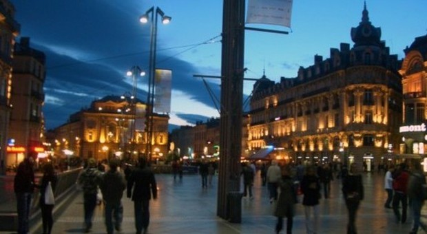 Strage Parigi: paura anche a Montpellier, rapina con ostaggi