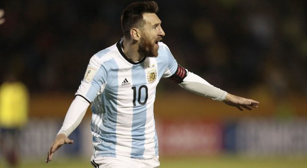 Messi salva l'Argentina, ora è più vicino a Maradona