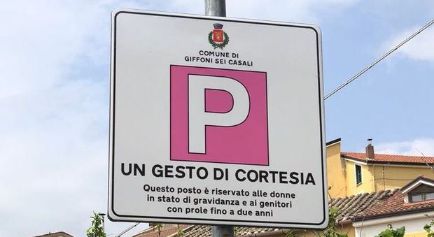 Giffoni Sei Casali, il Comune istituisce i parcheggi rosa