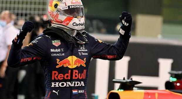 Formula 1, le pagelle del GP di Abu Dhabi: vittoria thrilling di Verstappen, nuovo campione del Mondo. Sainz Jr. terzo
