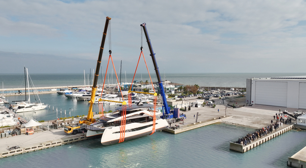 Varato il primo yacht della Wider realizzato nel nuovo cantiere fanese
