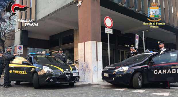 Fiumi di droga a Chioggia, sequestrati 20 chili di stupefacenti e mezzo milione di euro in contanti