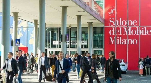 Milano Design Week e Fuorisalone, il sindaco Sala: «Lasciamo a casa le auto e muoviamoci a piedi»