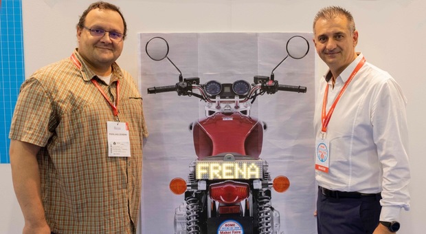 Maker Faire 2019: MotorAlert, il display smart che mette in sicurezza i motociclisti