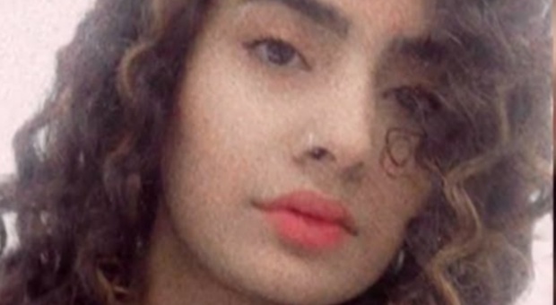 Saman Abbas non può ancora essere sepolta: i suoi resti in laboratorio. Perché?