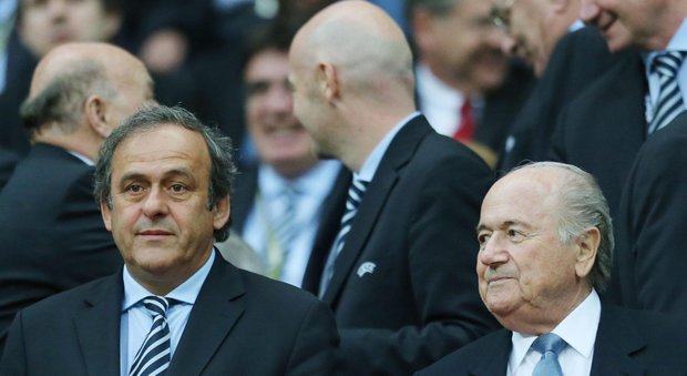 Scandalo Fifa, Blatter: «Ho chiuso con il calcio. Platini? MI ha tradito regalando i mondiali 2022 al Qatar»