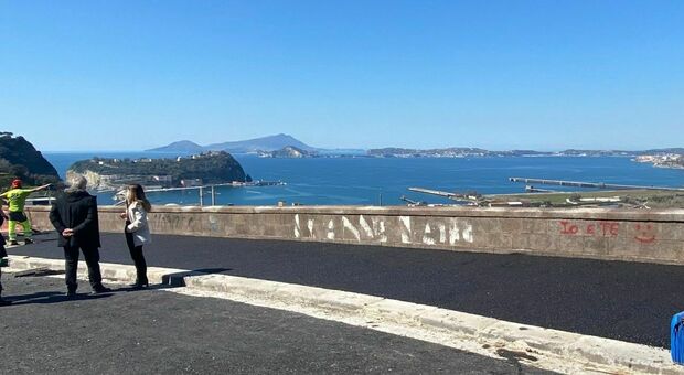 Napoli, a via Manzoni messa in sicurezza del marciapede: via tutte le ceppaie