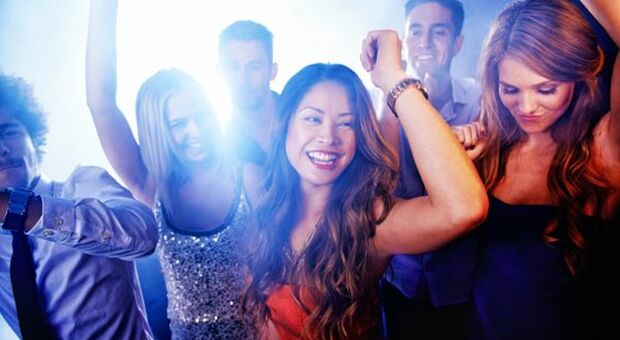 Capodanno con regole più restrittive: stop a piazze, concerti e discoteche