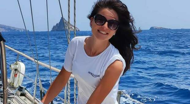 Giulia Maccaroni morta nel rogo della barca: «Sognava una vita al mare»