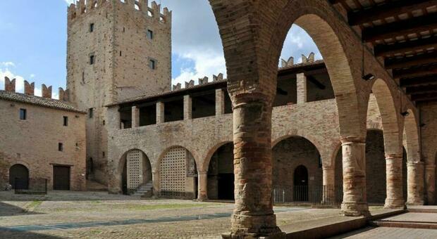 Restauro del Castello della Rancia a Tolentino: al via i lavori, piano da 1,2 milioni. Il maniero resterà chiuso per sei mesi