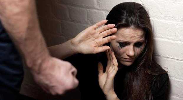 Donne vittime di violenza, in Campania 600mila euro per percorsi formativi