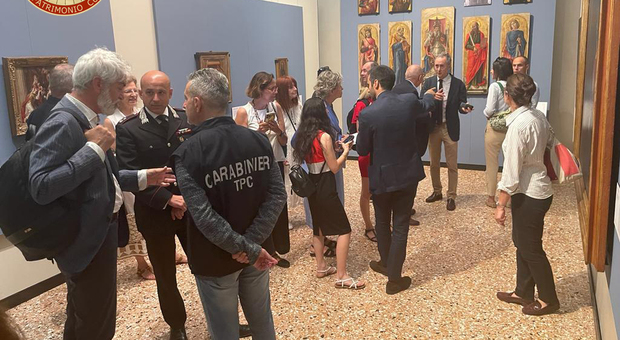 24 dipinti preziosi nascosti in caveau e intercapedini: i carabinieri recuperano il bottino. Due opere alle Gallerie dell'Accademia