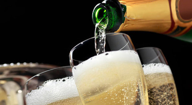 Milano, voleva rubare lo Champagne all'Esselunga: arrestata alle casse