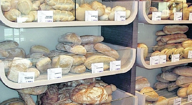 Pane, ecco i primi rincari a Lecce. Ma la stangata a Natale