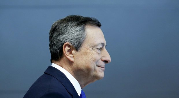 Draghi: tassi bassi a lungo, decisioni Bce non basate su risultati elezioni